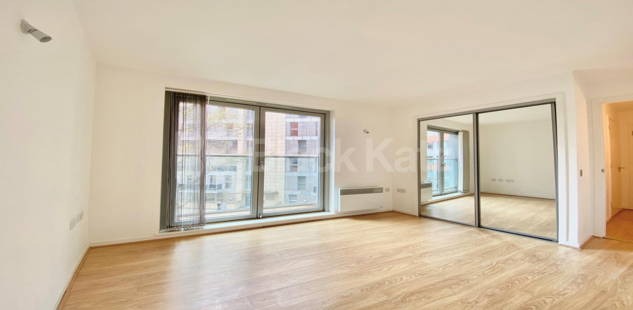 			VIRTUAL TOUR AVAILABLE!, 1 Bedroom, 1 bath, 1 reception Apartment			 Thames Path (NE Extension), Canary Wharf / Isle Of Dogs